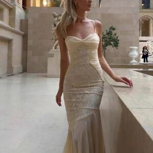 Small Women's Cream and White Dress Formal